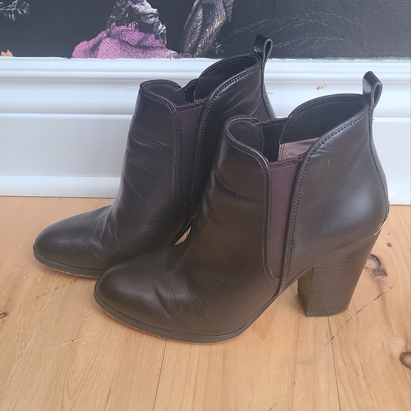 MICHAEL Michael Kors Shoes - Michael Kors Chocolate Brown Booties